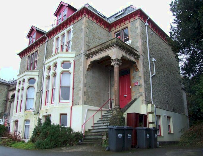 3 Bedroom Apartment To Rent In Flat, The Hollies, EX34