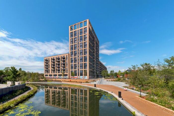 3 Bedroom Flat To Rent In Tillermans Court, Grenan Square, Greenford UB6