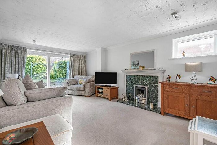 4 Bedroom Detached House For Sale In Belmont Drive, Leamington Spa, Warwickshire, CV32