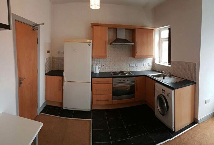 1 Bedroom Flat To Rent In Tootal Road, Salford, M5