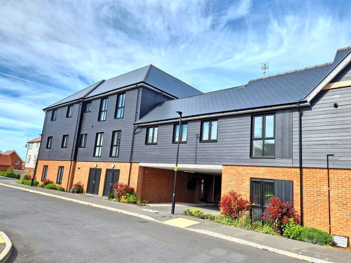 2 Bedroom Flat To Rent In Braid Drive, Herne Bay, CT6