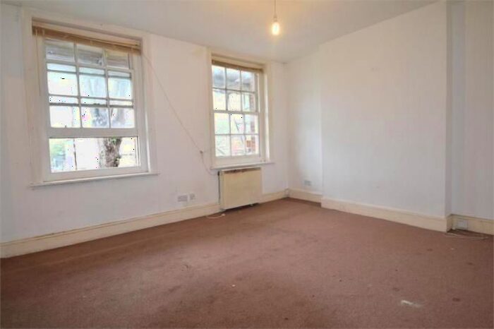 1 Bedroom Flat To Rent In Cobourg Road, London, SE5