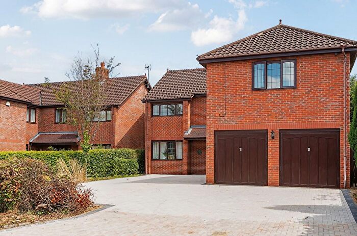 5 Bedroom Detached House To Rent In Snaith Crescent, Milton Keynes, MK5