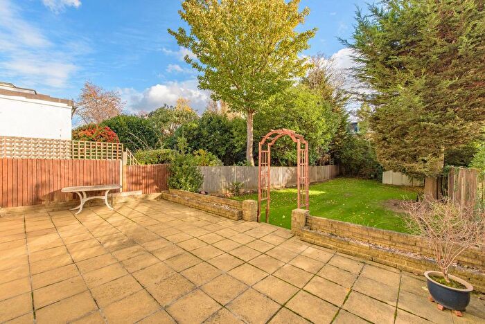 4 Bedroom Property For Sale In The Vale, Child's Hill, London, NW11