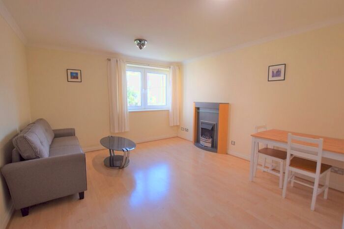 1 Bedroom Flat To Rent In Pilrig Heights, Bonnington, Edinburgh, EH6