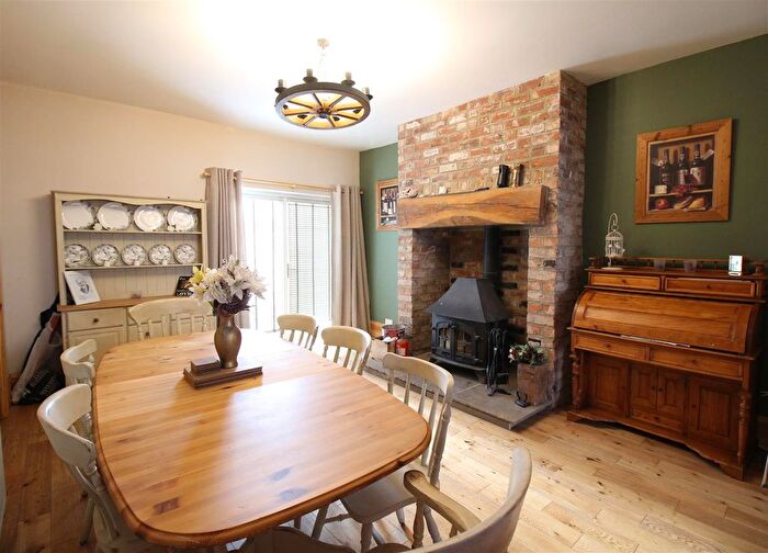 3 Bedroom Terraced House For Sale In Lowson Street, Darlington, DL3