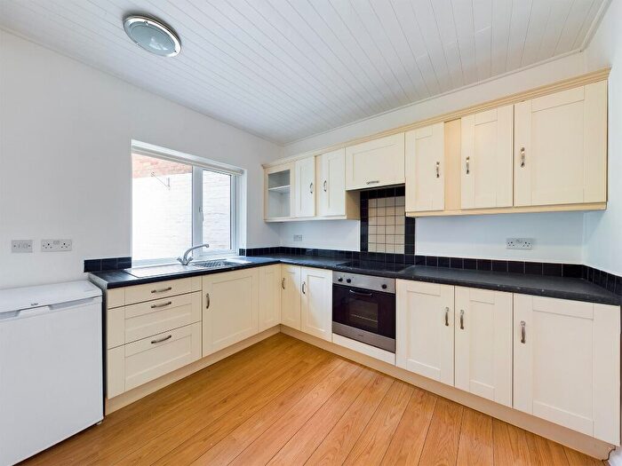 3 Bedroom Terraced House To Rent In St Johns Place, Bury St Edmunds, IP33