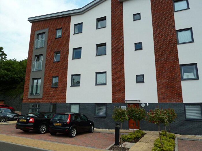 2 Bedroom Flat To Rent In Lichfield Road, Sutton Coldfield, B74