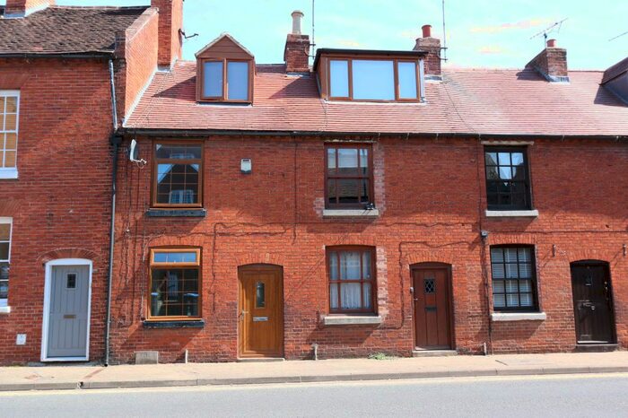 2 Bedroom Terraced House To Rent In Stratford Road, Alcester, B49