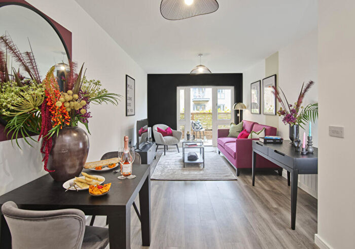 1 Bedroom Apartment For Sale In Penny Apartments - Fielders Quarter Fielders Crescent Barking London, IG11