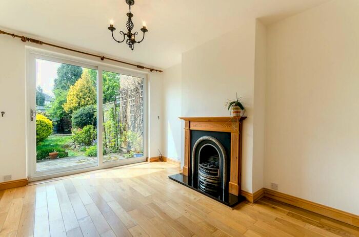 4 Bedroom House To Rent In Queen Anne Avenue, Bromley South, Bromley, BR2