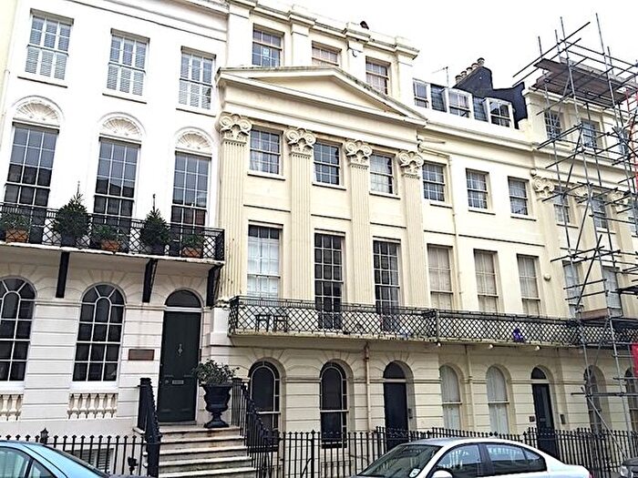 Studio To Rent In Oriental Place, Brighton, BN1