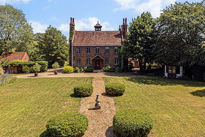 6 Bedroom Detached House For Sale In Brickendon Lane, Hertford, SG13