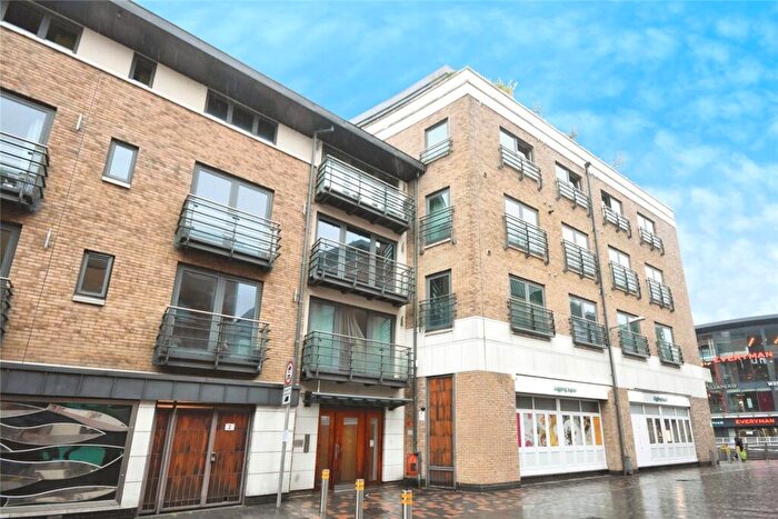 1 Bedroom Flat For Sale In Bond Street, Chelmsford, Essex, CM1