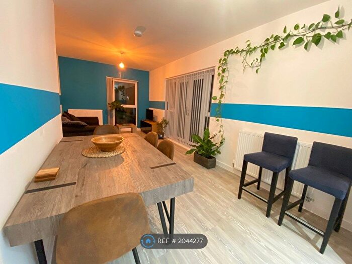 1 Bedroom Flat To Rent In Yarn Court, Wallington, SM6