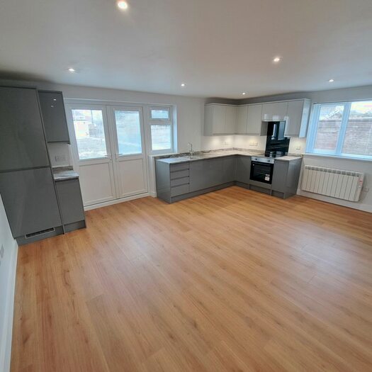 1 Bedroom Flat To Rent In Brockhurst Road, Gosport, PO12