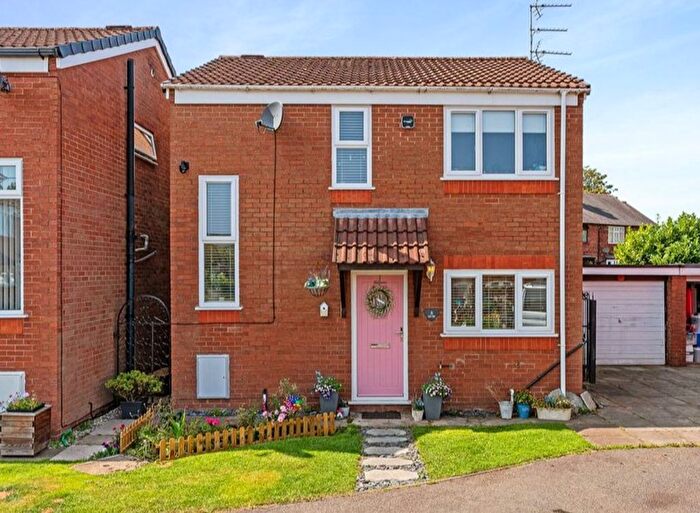 3 Bedroom Detached House For Sale In Glen Park, Leigh, WN7