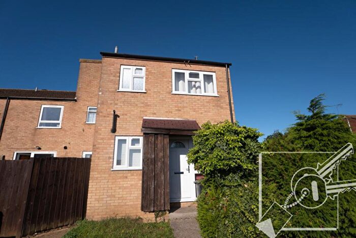 1 Bedroom House For Sale In Thistledown, Gravesend, DA12