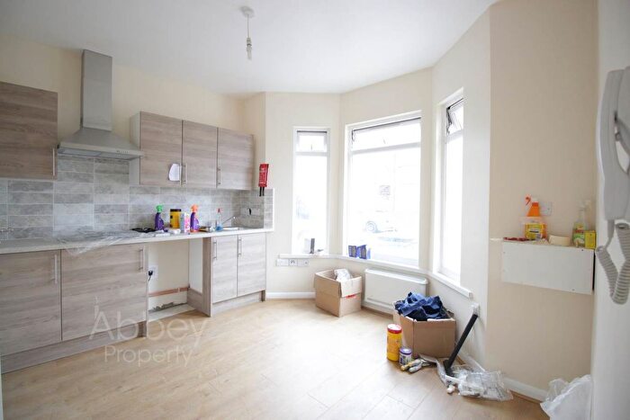 1 Bedroom Studio To Rent In Crawley Road, Luton, LU1