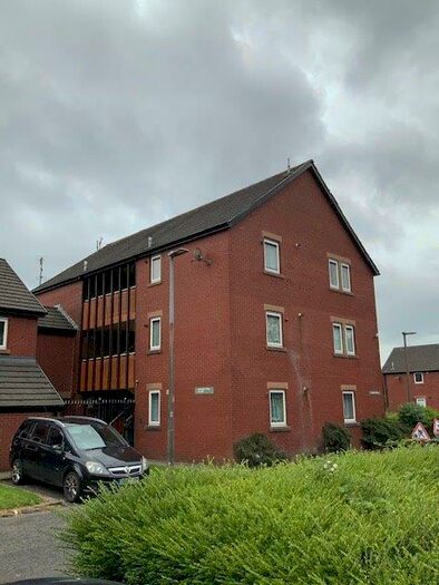2 Bedroom Flat To Rent In Aviemore Close, Blackburn, Lancashire, BB1