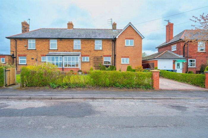 4 Bedroom Semi-Detached House For Sale In Coal Pit Lane, Bickerstaffe, Ormskirk, L39