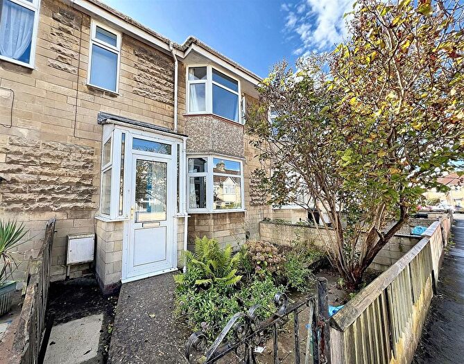 2 Bedroom Terraced House For Sale In Bloomfield Rise, Bath, BA2