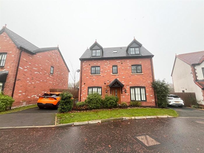 4 Bedroom House To Rent In Alder Way, Holmes Chapel, CW4