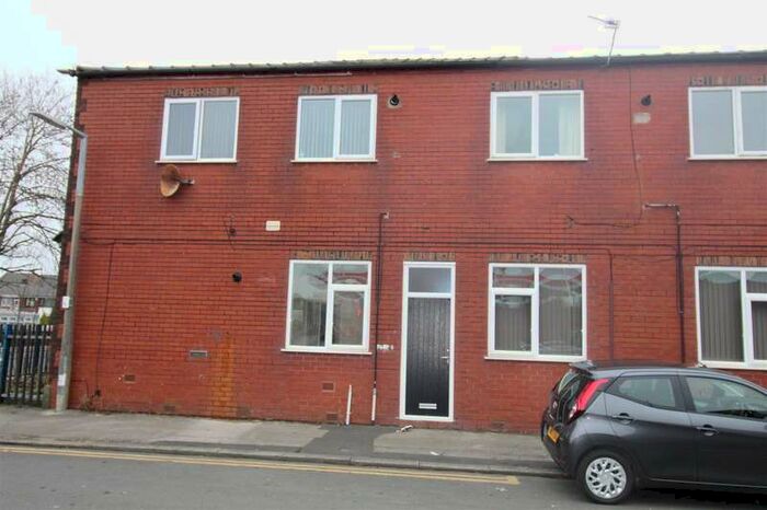 1 Bedroom Property To Rent In Lark Street, Farnworth, Bolton, BL4