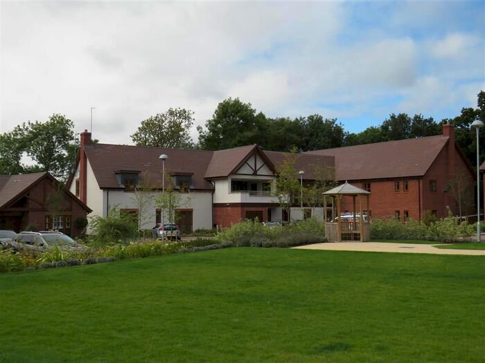 2 Bedroom Flat To Rent In Albany Lane, Balsall Common, Coventry, CV7