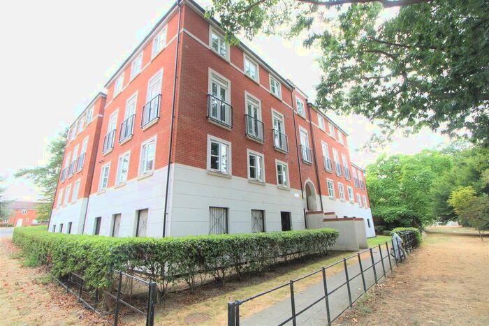 2 Bedroom Apartment To Rent In Circular Road South, CO2