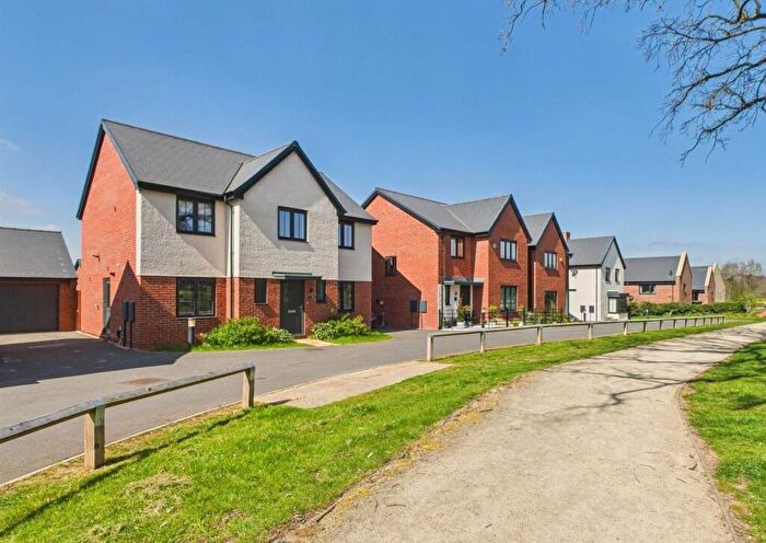 4 Bedroom Detached House For Sale In Palladian Drive, Kedleston Grange, Allestree, DE22