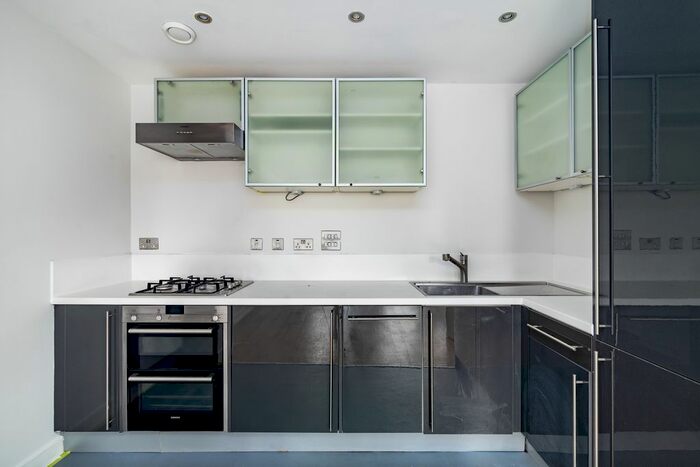 1 Bedroom Flat To Rent In Great Marlborough Street, Carnaby, W1F