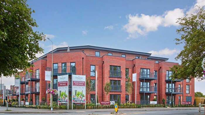 2 Bedroom Flat For Sale In Foxhall Road, Didcot, OX11