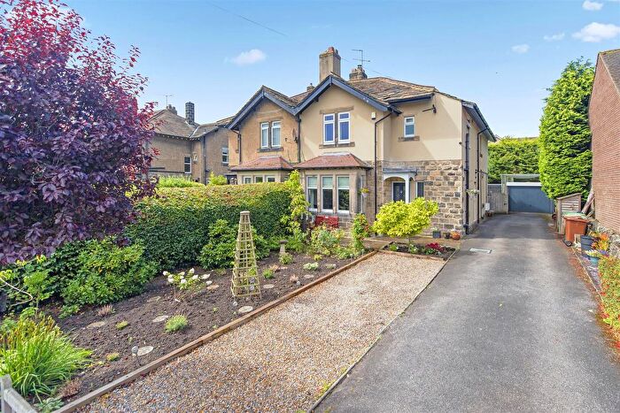 3 Bedroom Semi Detached House For Sale In Ings Lane, Guiseley, LS20