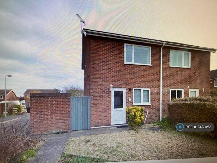 2 Bedroom Semi-Detached House To Rent In Ash Place, Stamford, Lincs, PE9