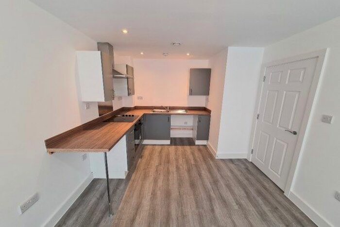 1 Bedroom Flat To Rent In Aplin House, Yeovil, BA20