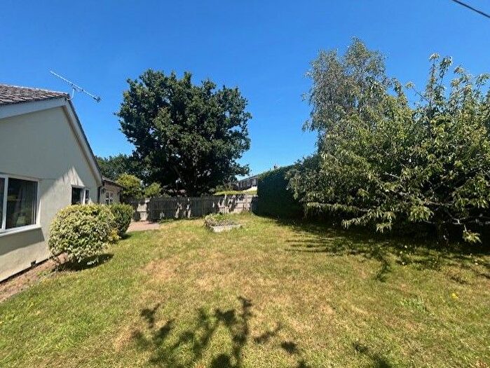 4 Bedroom Detached House To Rent In Mays Lane, Fareham, PO14