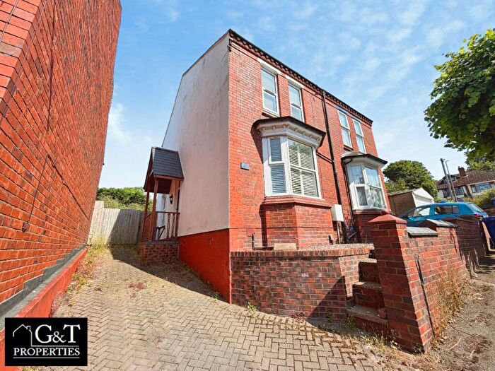3 Bedroom Semi-Detached House For Sale In Talbot Street, Halesowen, B63