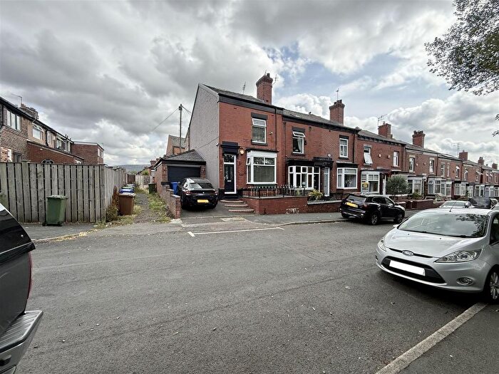 3 Bedroom End Of Terrace House For Sale In Norman Road, Stalybridge, SK15