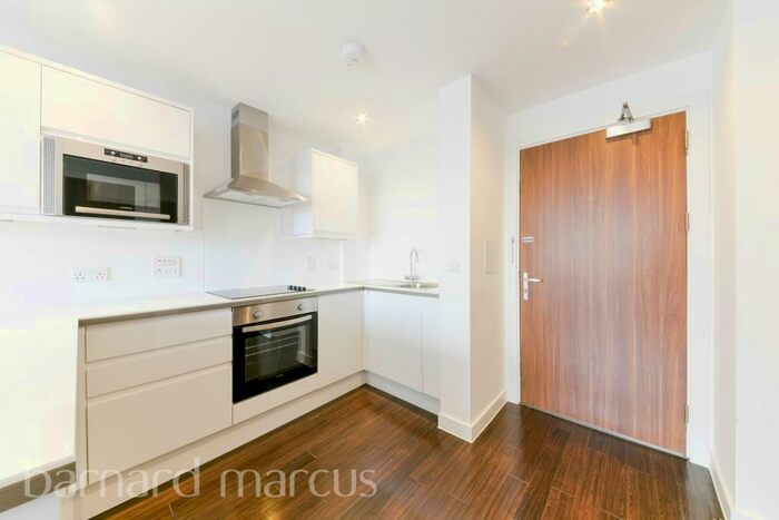 2 Bedroom Apartment To Rent In Wellesley Road, Sutton, SM2