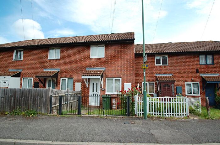 1 Bedroom Terraced House For Sale In Winchcombe Road, Carshalton, SM5