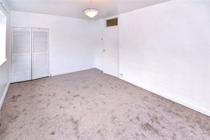3 Bedroom Terraced House For Sale In Shelley Croft, Birmingham, West Midlands, B33