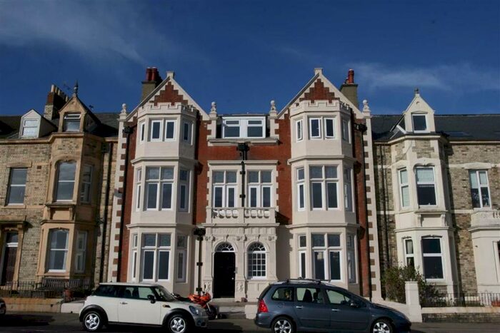 3 Bedroom Apartment To Rent In Beverley Terrace, Cullercoats, NE30
