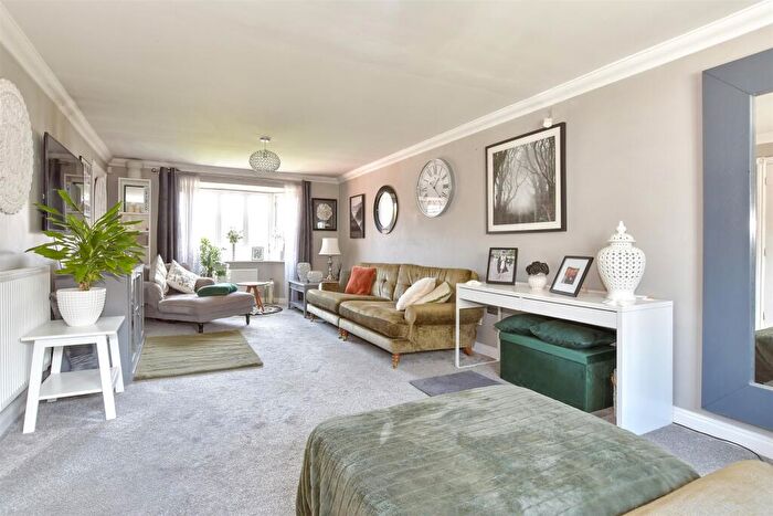 4 Bedroom Detached House For Sale In Court Tree Drive, Eastchurch, Sheerness, Kent, ME12