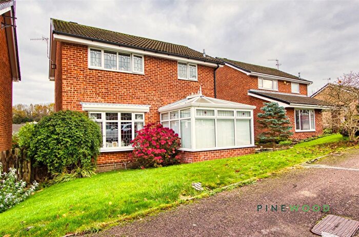 3 Bedroom Detached House For Sale In Thorndon Way, Chesterfield, S40