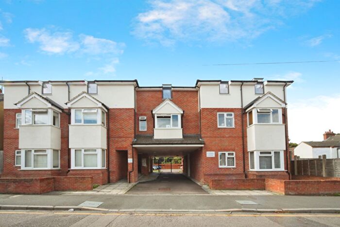 1 Bedroom Flat For Sale In Empress Road, Luton, LU3