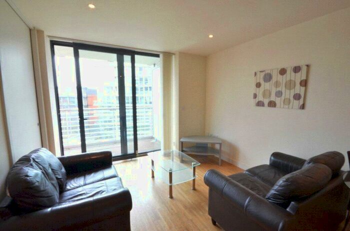 1 Bedroom Apartment To Rent In St Georges Block, Kelsoe Place, Castlefield, Manchester, M15