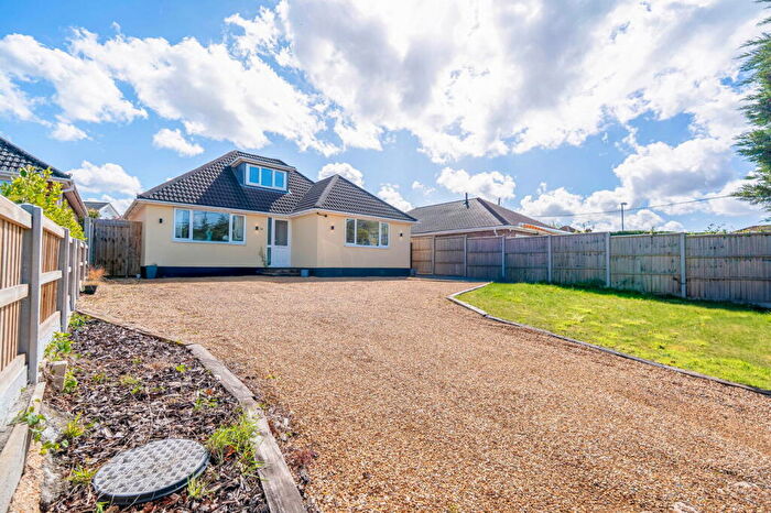 3 Bedroom Detached Bungalow To Rent In Hayes Lane, Wimborne, BH21