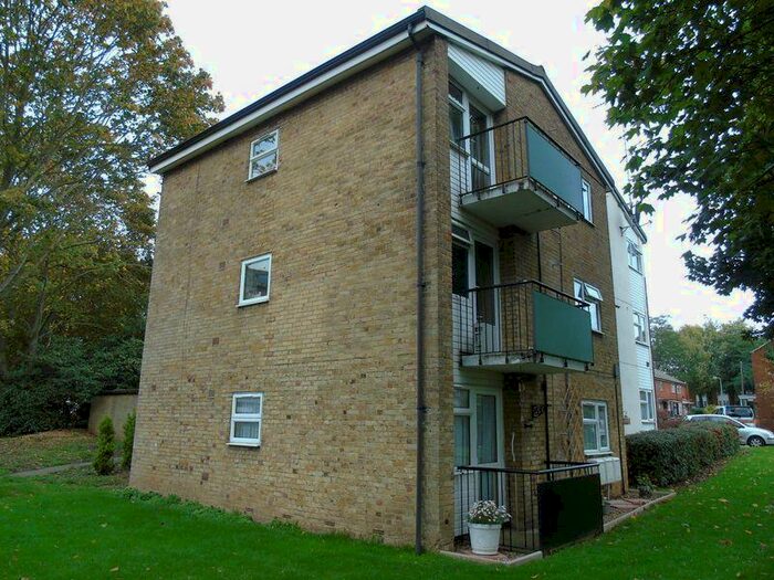 1 Bedroom Flat To Rent In Penn Road, Stevenage, SG1