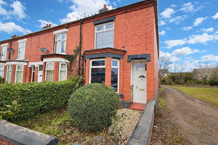 3 Bedroom End Of Terrace House To Rent In Hungerford Road, CW1